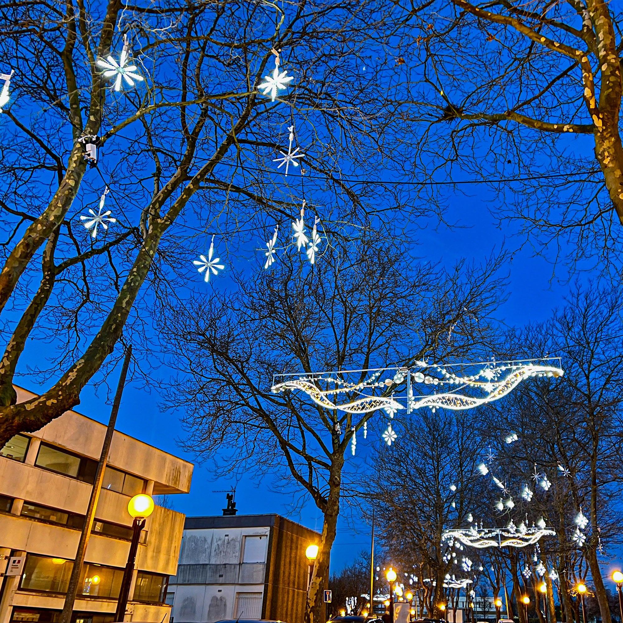 Suspension Floko - 24V